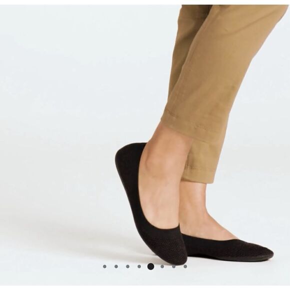 allbirds Tree Breezer flats in black - Picture 2 of 11